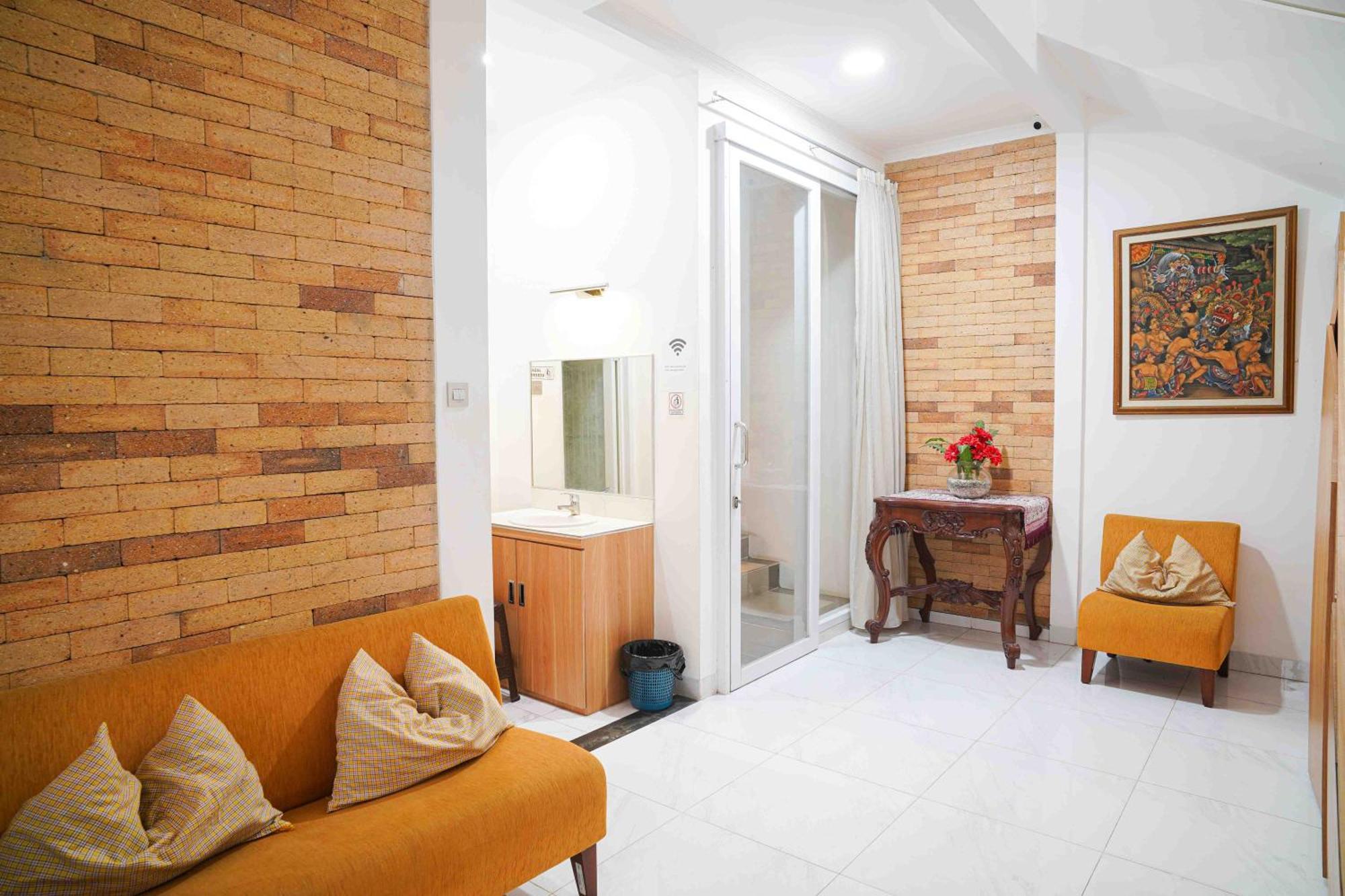 Schones Haus Private Pool & Netflix By Grorental Bandung Buitenkant foto