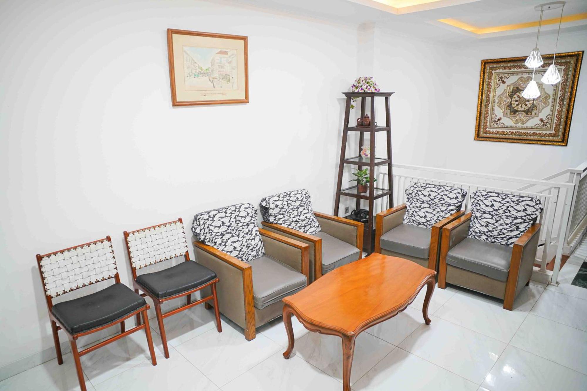 Schones Haus Private Pool & Netflix By Grorental Bandung Buitenkant foto