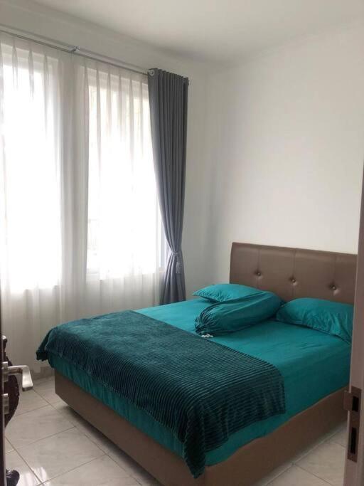 Schones Haus Private Pool & Netflix By Grorental Bandung Buitenkant foto